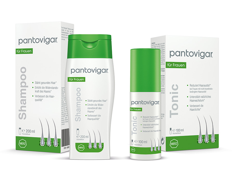 210401_3D-Packshots__Pantovigar_Shampoo+Tonic.jpg